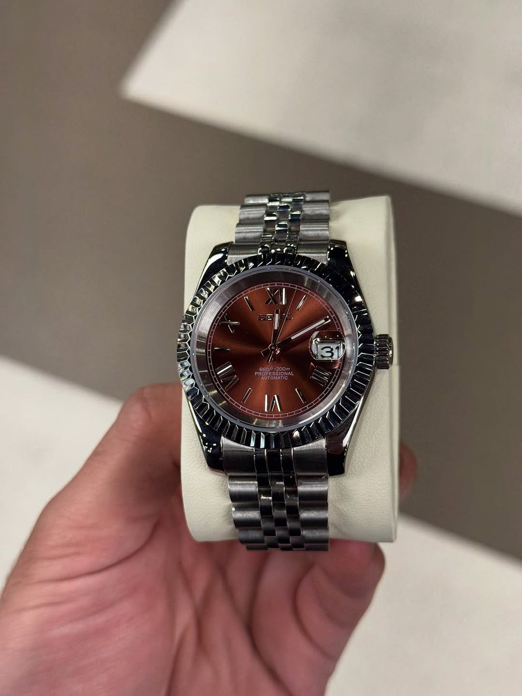 Cadran romain couleur chocolat