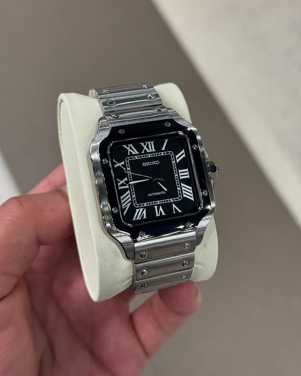 Signature Black Roman Dial