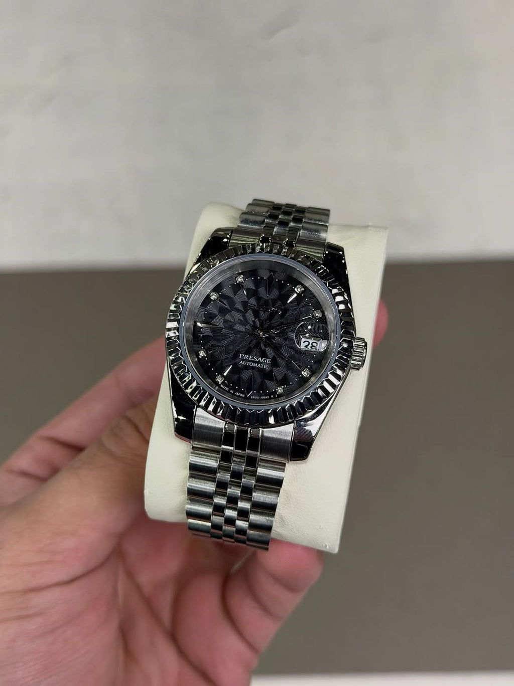 Cadran majestueux géométrique