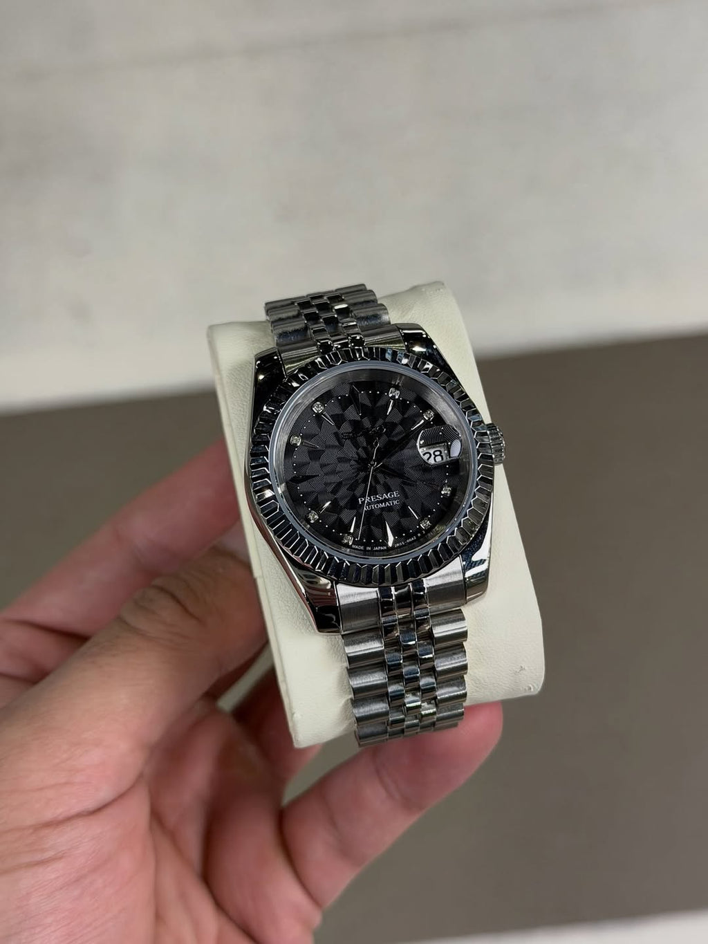 Cadran majestueux géométrique