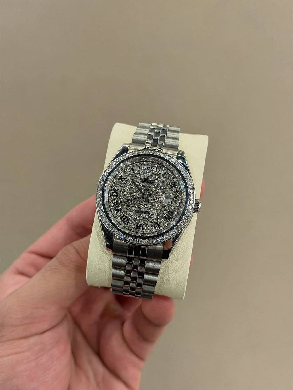 Eternal Frosted Dial