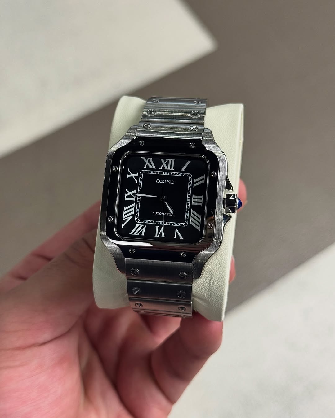 Signature Black Roman Dial