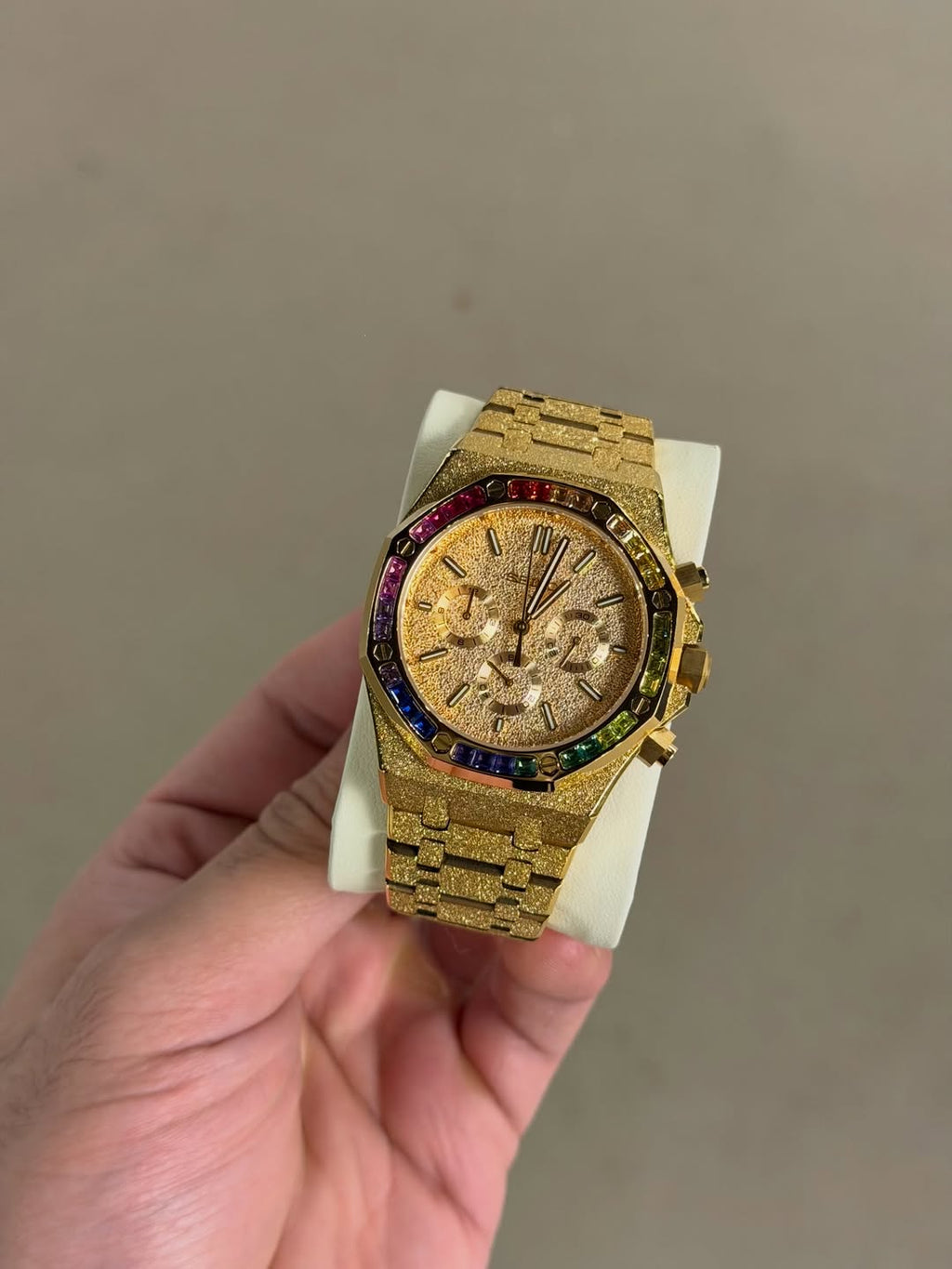 Cadran arc-en-ciel glacé